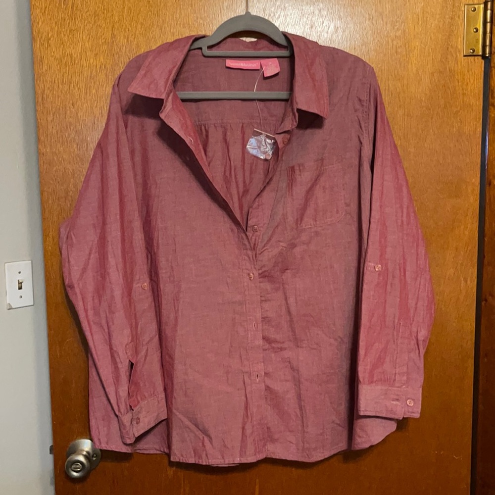 Woman Within 3X Beatiful shine to this shirt